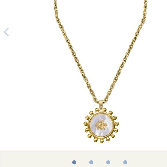 Mother of pearl bee necklace - Picture 1 of 4